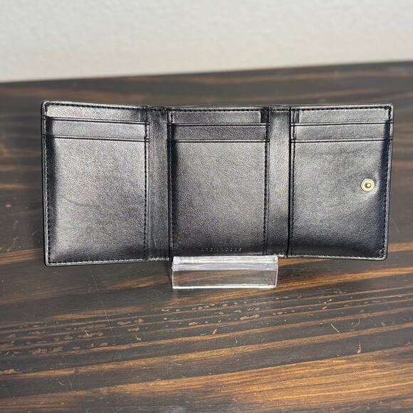 Marc Jacobs Pebble Leather Tri-fold Wallet - Picture 3 of 9